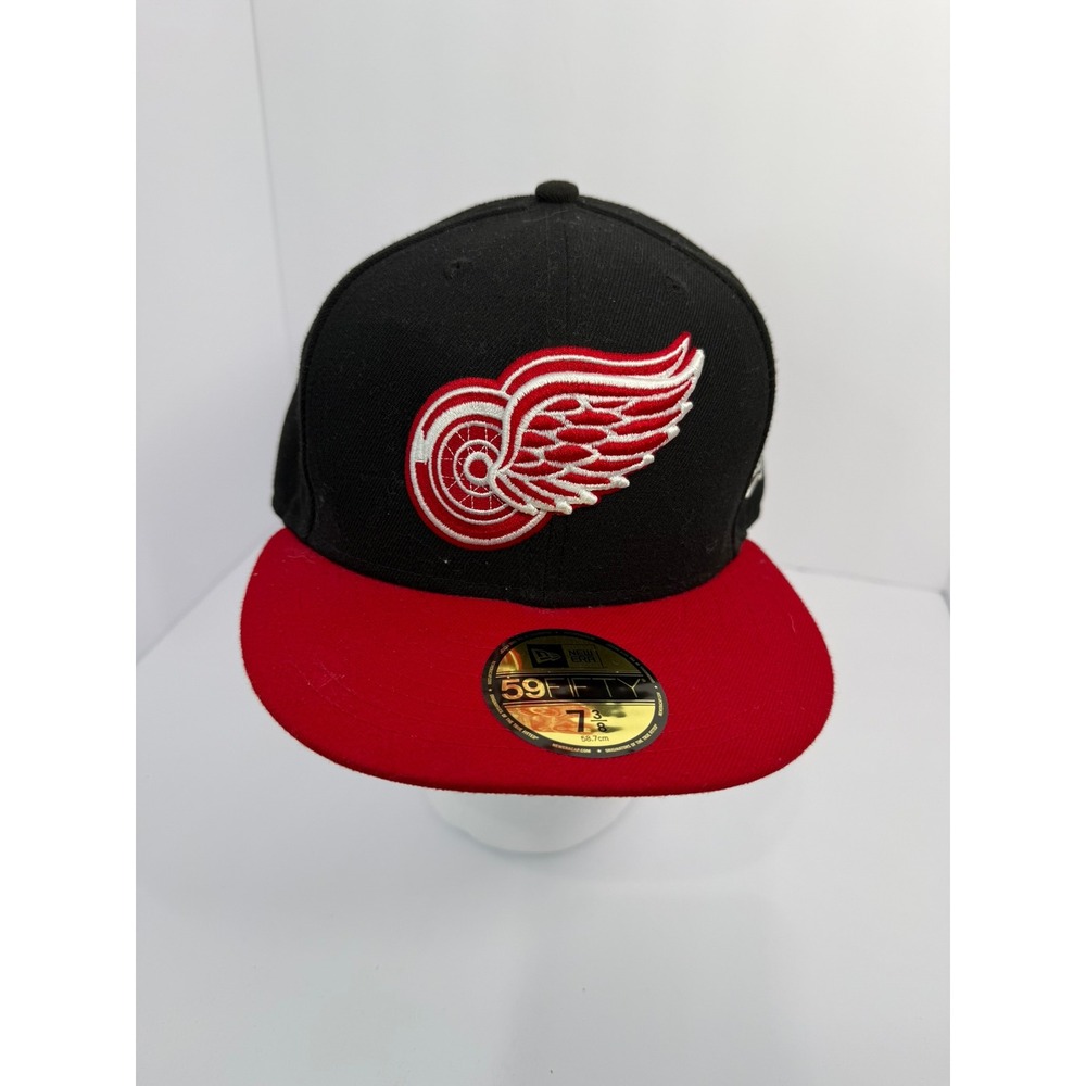New Era Detroit Red Wings 59FIFTY Fitted Hat Black Red NHL Size 7 3/8 20534443